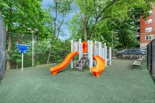 11 Balint Dr, Yonkers, NY 10710 - Photo 24