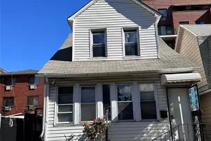 136-11 Carlton Pl, Flushing, NY 11354 - Photo 1