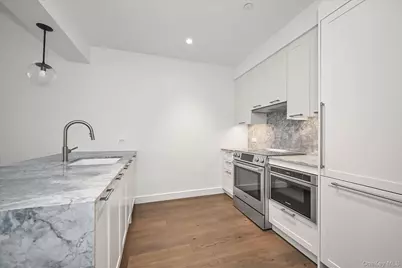 107-06 Queens Boulevard #8D, Forest Hills, NY 11375 - Photo 8
