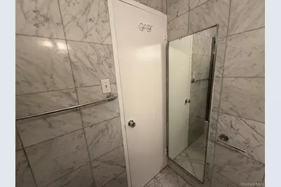 400 E 54th Street #6B, New York, NY 10022 - Photo 8