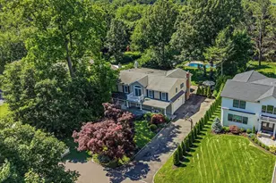 30 Woodland Rd, Roslyn, NY 11576 - Photo 30