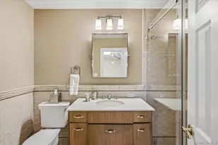 30 Woodland Rd, Roslyn, NY 11576 - Photo 24