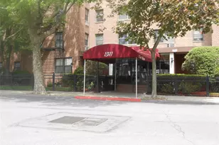 131-11 Kew Gardens Rd, Kew Gardens, NY 11418 - Photo 2