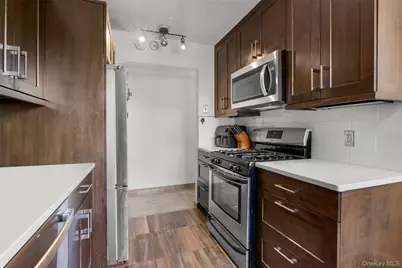 23 Water Grant Street #4N, Yonkers, NY 10701 - Photo 8