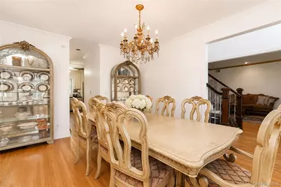 22 Putters Court, New York, NY 10301 - Photo 10