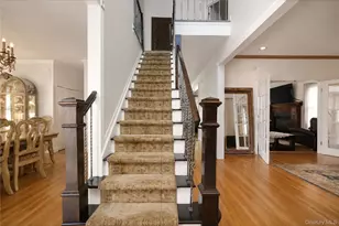 22 Putters Ct, New York, NY 10301 - Photo 4