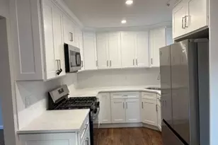 381 N Clinton Ave, Lindenhurst, NY 11757 - Photo 6
