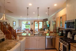 56 Leeward Ct, Port Jefferson, NY 11777 - Photo 8
