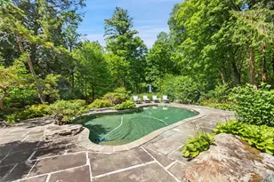 35 Old Snake Hill Rd, Pound Ridge, NY 10576 - Photo 36