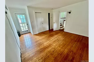 87 S Kensico Avenue, Valhalla, NY 10595 - Photo 2