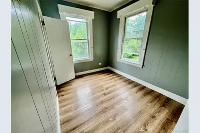 87 S Kensico Avenue, Valhalla, NY 10595 - Photo 4
