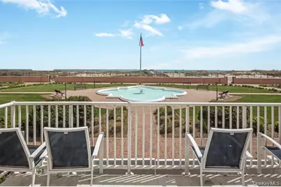 2 Richmond Road #6M, Long Beach, NY 11561 - Photo 4