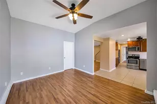 21 Horn Ln, Levittown, NY 11756 - Photo 8