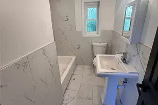 152 Smith St, Poughkeepsie, NY 12601 - Photo 8