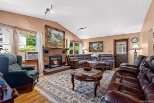 9 Cross Ln, Cortlandt Manor, NY 10567 - Photo 2