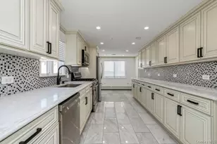 66 Wicks Path, Commack, NY 11725 - Photo 8