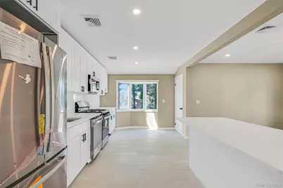 14 Stanley Place, Hauppauge, NY 11788 - Photo 14