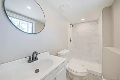 14 Stanley Place, Hauppauge, NY 11788 - Photo 38