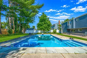 14 Stanley Pl, Hauppauge, NY 11788 - Photo 12