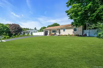 3 Lillian Road, Nesconset, NY 11767 - Photo 2