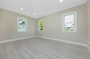200 4th Ave, East Northport, NY 11731 - Photo 26