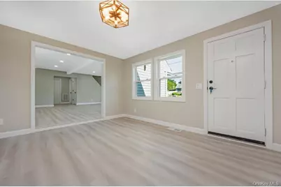 200 4th Avenue, East Northport, NY 11731 - Photo 16
