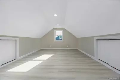 200 4th Avenue, East Northport, NY 11731 - Photo 28