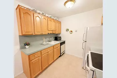 258 Newcastle Court #F, Ridge, NY 11961 - Photo 10