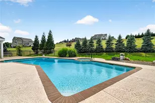 33 Luthien Forest Rd, New Windsor, NY 12553 - Photo 40