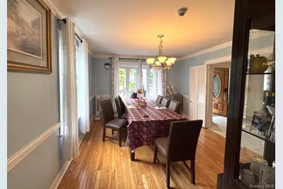36 Earle Place, New Rochelle, NY 10801 - Photo 8