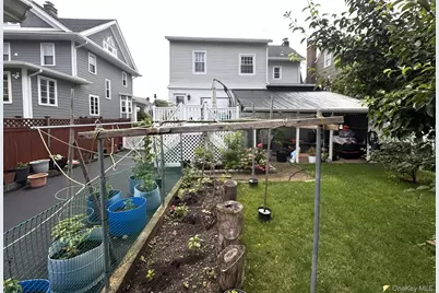 36 Earle Place, New Rochelle, NY 10801 - Photo 30