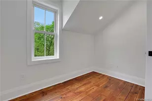 386 Lakeside Rd, Newburgh, NY 12550 - Photo 20