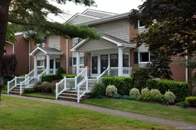 94 Friendly Court #FC94, Babylon, NY 11704 - Photo 1
