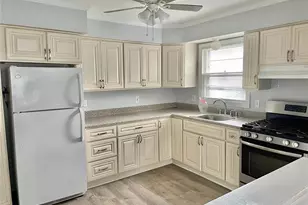 26 Lancaster Rd, Island Park, NY 11558 - Photo 2