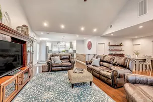 30 Island Blvd, Bohemia, NY 11716 - Photo 10