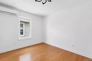69-39 Elizabeth Ave, Far Rockaway, NY 11692 - Photo 10