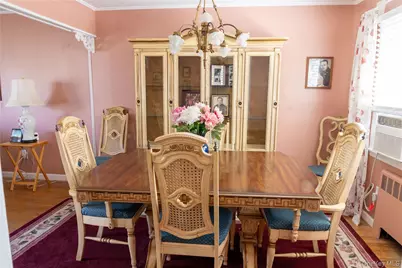 127 Suffolk Avenue, West Babylon, NY 11704 - Photo 6