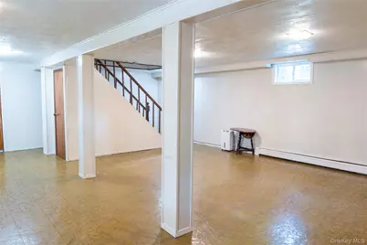 127 Suffolk Avenue, West Babylon, NY 11704 - Photo 24