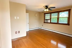 42 Whitney Ave, Syosset, NY 11791 - Photo 24