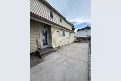 42 Whitney Avenue, Syosset, NY 11791 - Photo 50