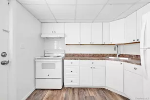 2129 Julia Goldbach Ave, Ronkonkoma, NY 11779 - Photo 6