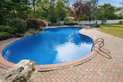 830 Terry Road, Hauppauge, NY 11788 - Photo 4