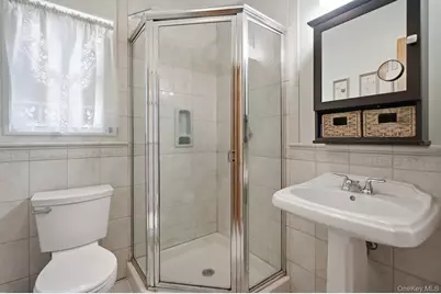 830 Terry Road, Hauppauge, NY 11788 - Photo 18