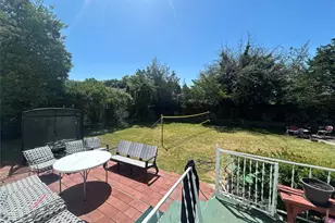 92 Melvin Ave, West Hempstead, NY 11552 - Photo 24