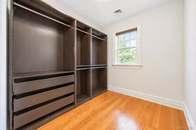 43 North Drive, Westbury, NY 11590 - Photo 22