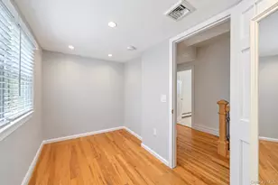 43 North Dr, Westbury, NY 11590 - Photo 28