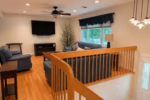 12 Spur Dr, Nanuet, NY 10954 - Photo 2