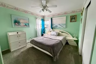 452 N Monroe Ave, Lindenhurst, NY 11757 - Photo 16