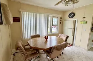 452 N Monroe Ave, Lindenhurst, NY 11757 - Photo 10