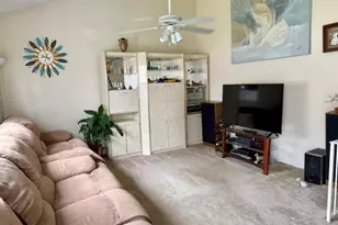 452 N Monroe Ave, Lindenhurst, NY 11757 - Photo 12